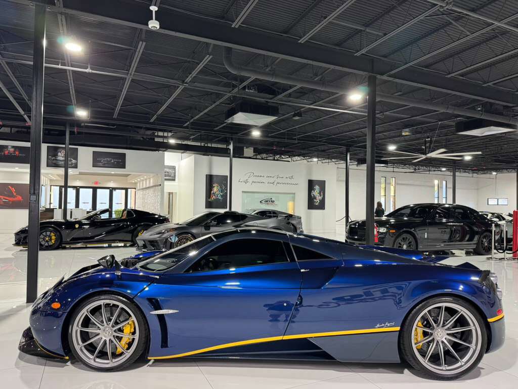 2014 Pagani Huayra chassis #62/100, Tempesta Package, Blu Argentina paint, signed by Horacio Pagani!! Fort Lauderdale FL