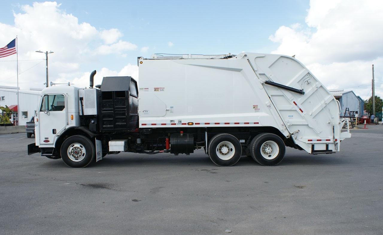 2014 Peterbilt 320 20 Yard New Way 20KC Rear Loader Garbage Truck