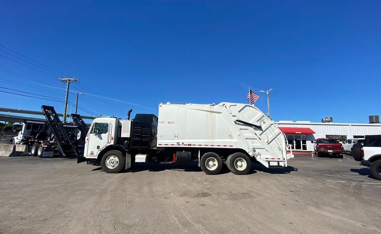 2014 Peterbilt 320 20 Yard New Way 20KC Rear Loader Garbage Truck Tampa FL