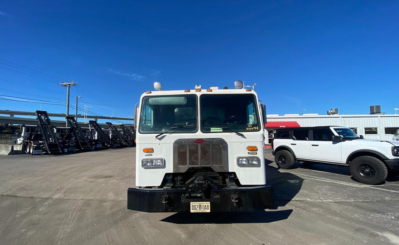 2014 Peterbilt 320 20 Yard New Way 20KC Rear Loader Garbage Truck Tampa FL