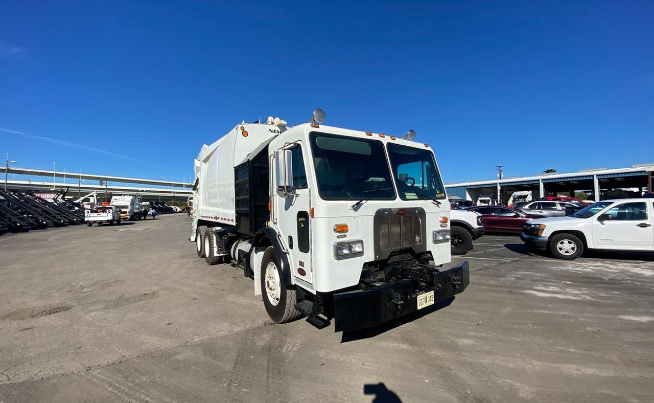 2014 Peterbilt 320 20 Yard New Way 20KC Rear Loader Garbage Truck Tampa FL