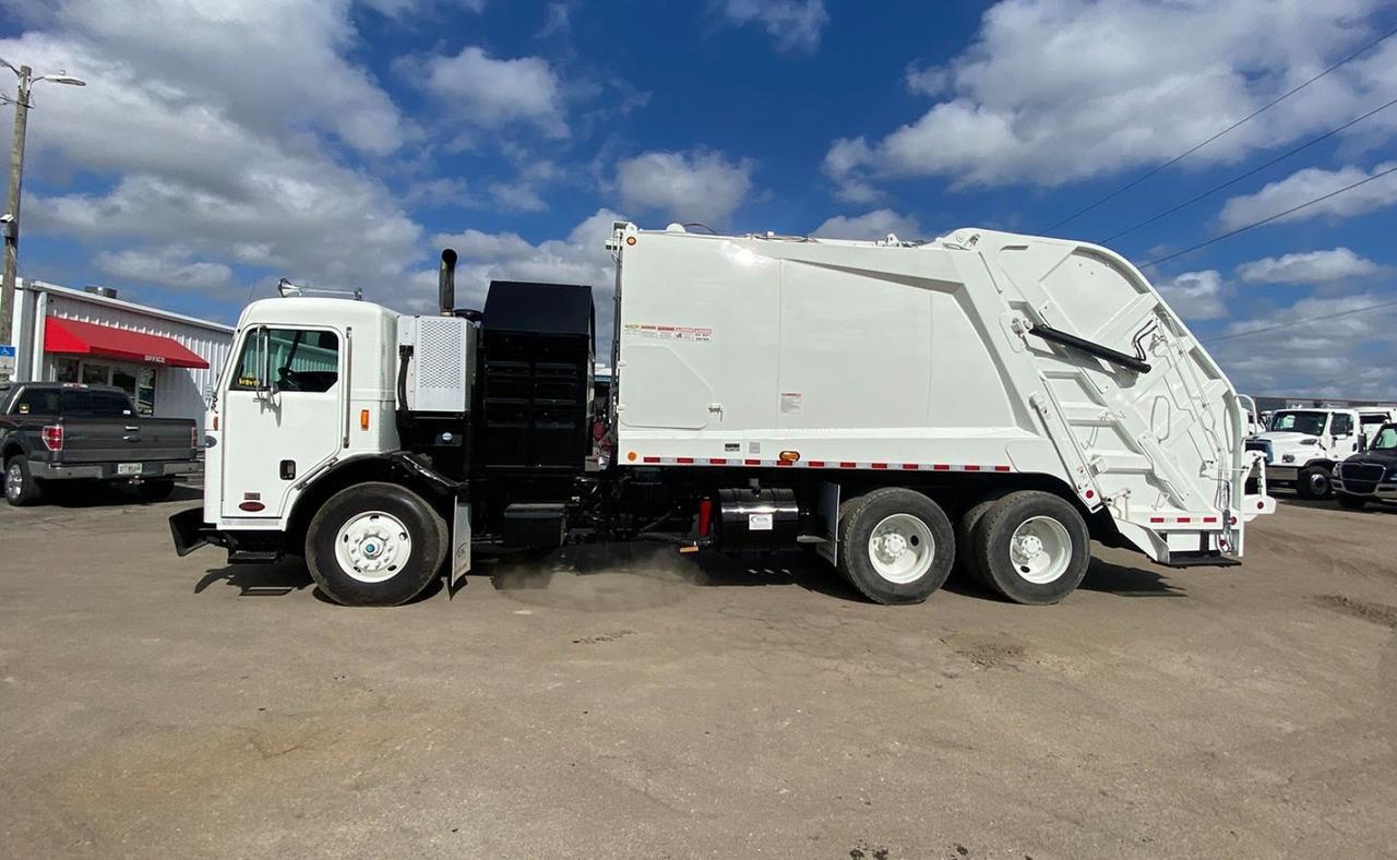 2014 Peterbilt 320 20 yd New Way 20KC Rear Loader Garbage Truck