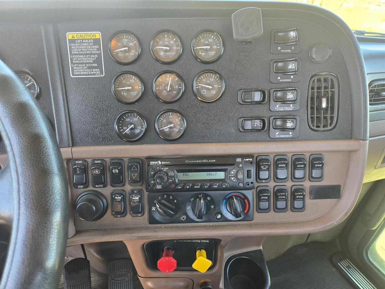 2014 Peterbilt 367 Rochester MN