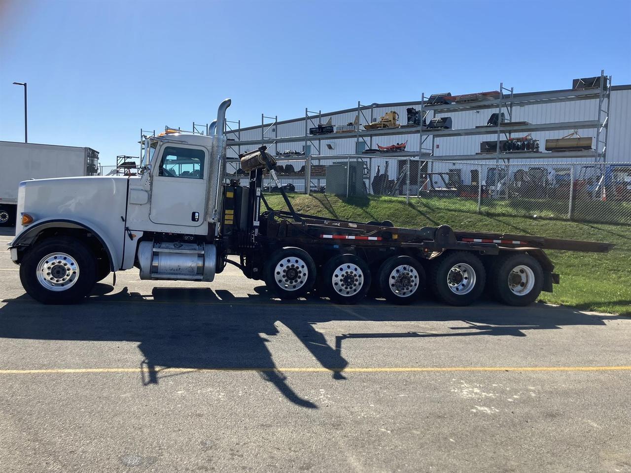 2014 Peterbilt 367 Rochester MN