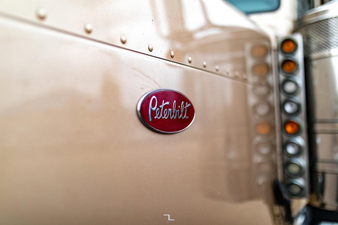 2014 Peterbilt 388 Tractor Sleeper Heavy Spec Red Deer AB