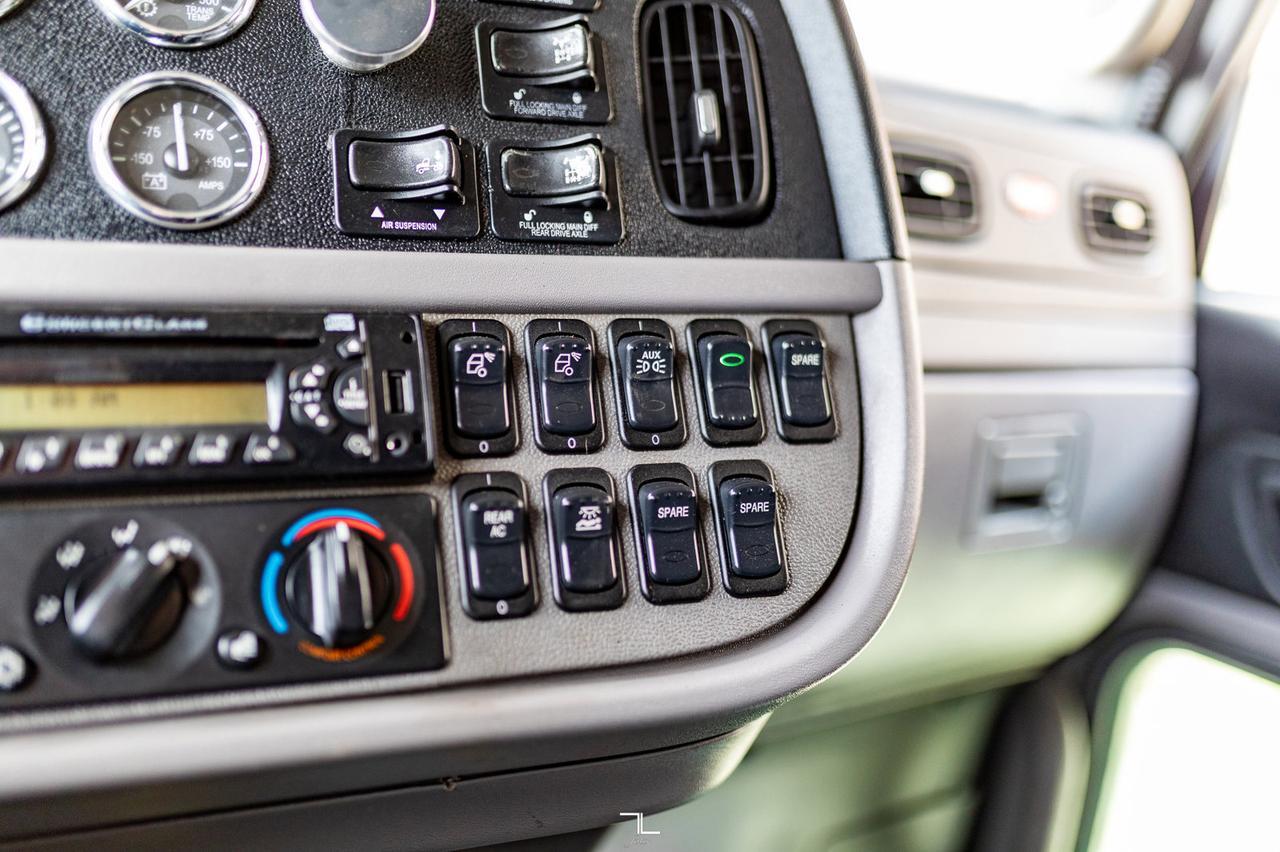 2014 Peterbilt 388 Tractor Sleeper Heavy Spec Red Deer AB