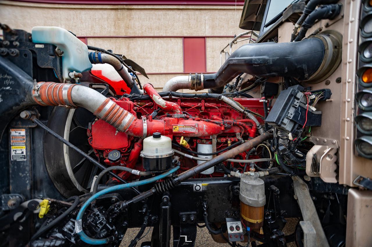 2014 Peterbilt 388 Tractor Sleeper Heavy Spec Red Deer AB