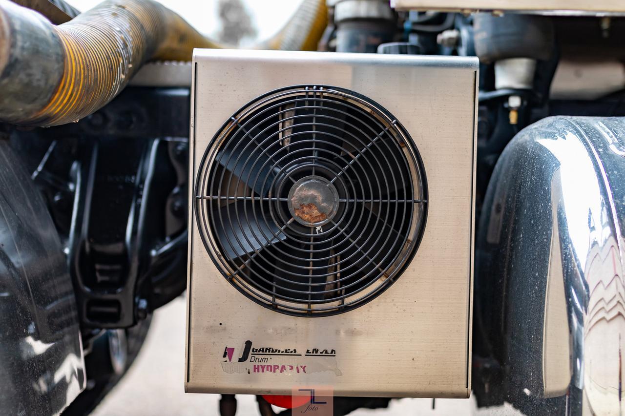 2014 Peterbilt 388 Tractor Sleeper Red Deer AB