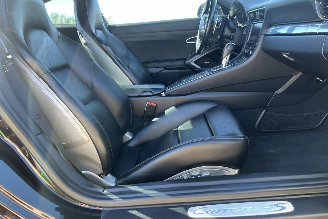 2014 Porsche 911 Carrera 4S Premium Package 18-Way Seats Sport Chrono Portland OR