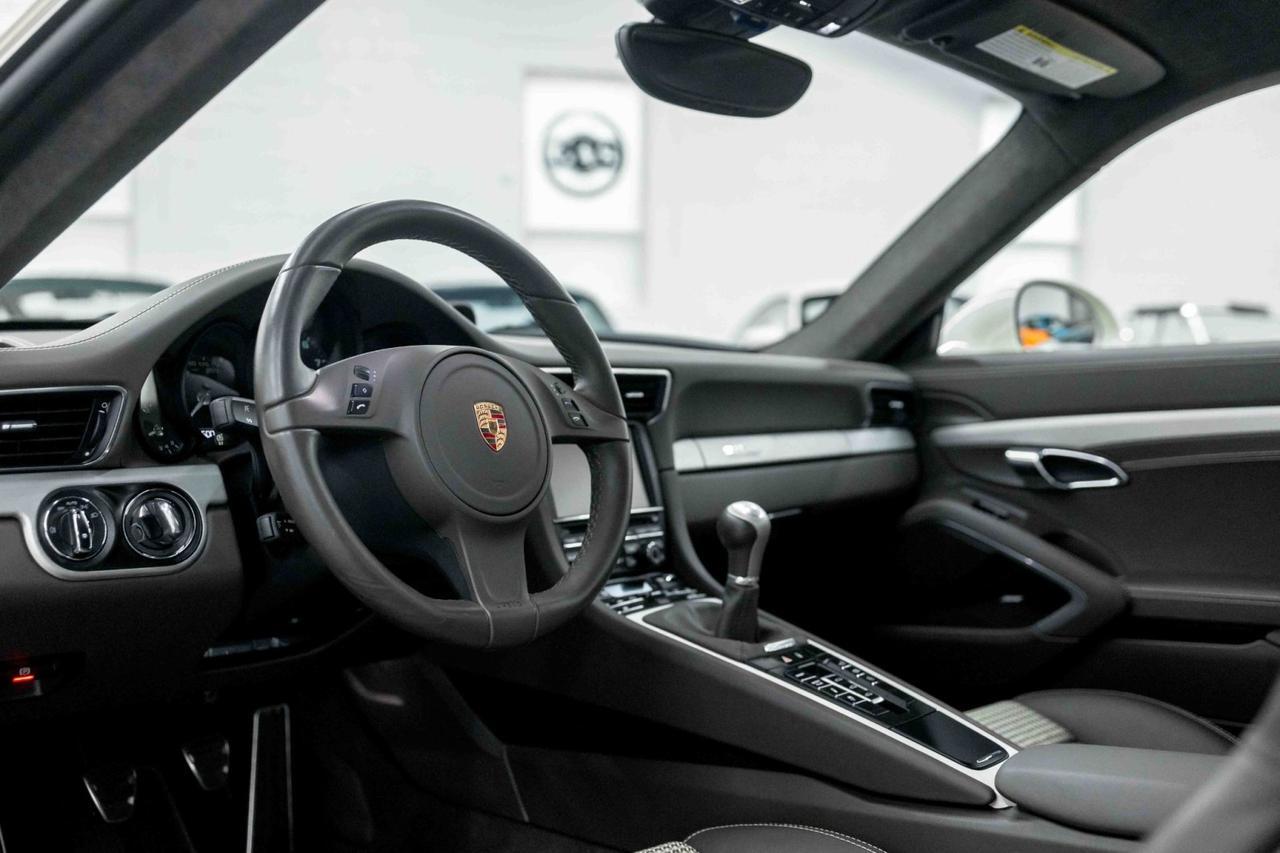 2014 Porsche 911 Carrera S 50th Anniversary