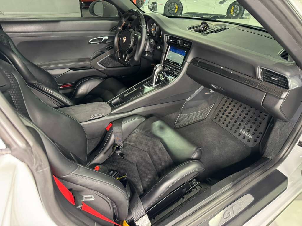 2014 Porsche 911 GT3 body kit, Sport Chrono, sport exhaust system, PDLS AND MUCH MORE!! Fort Lauderdale FL