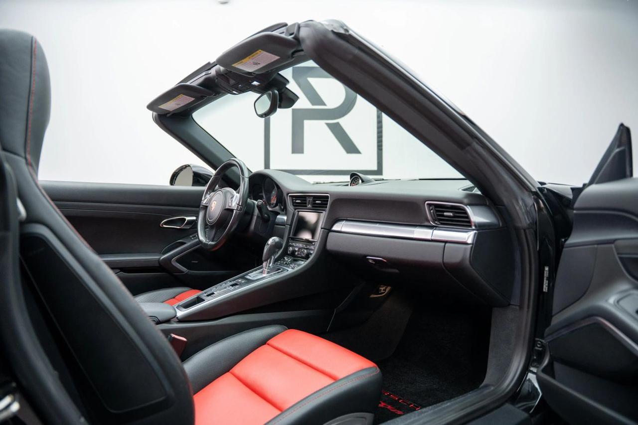 2014 Porsche 911 Targa 4S Coupe 2D St. Louis MO
