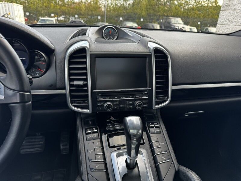 2014 Porsche Cayenne  Willow Grove PA