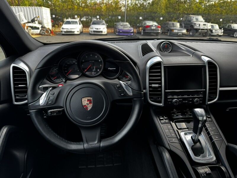 2014 Porsche Cayenne  Willow Grove PA