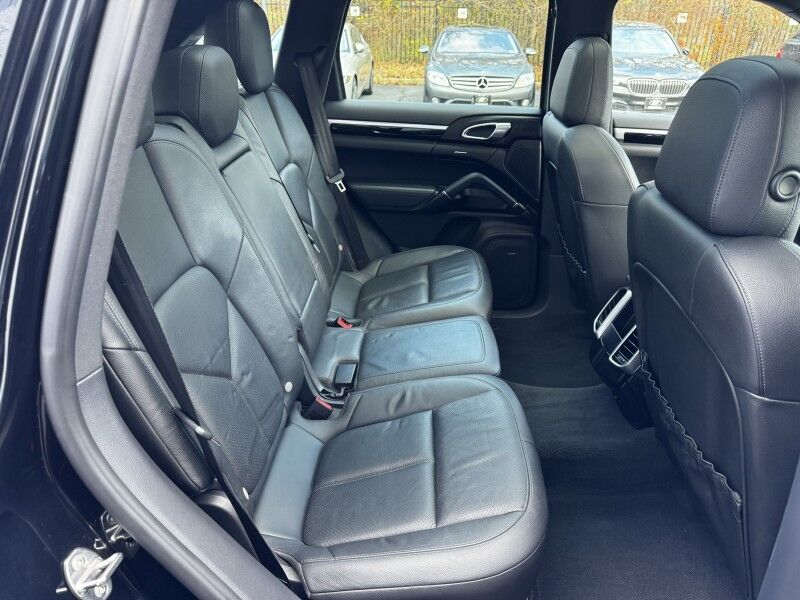 2014 Porsche Cayenne  Willow Grove PA