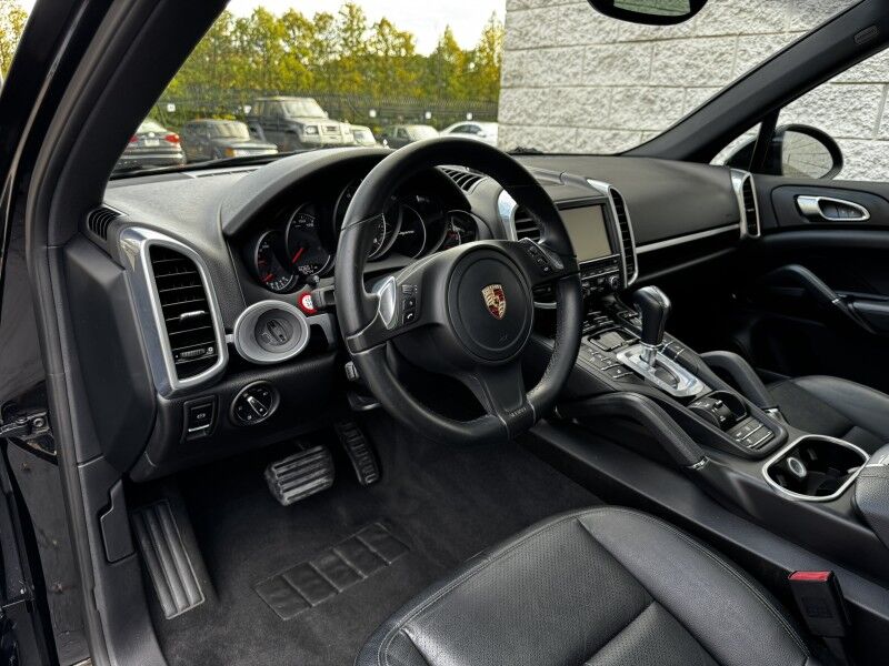 2014 Porsche Cayenne  Willow Grove PA