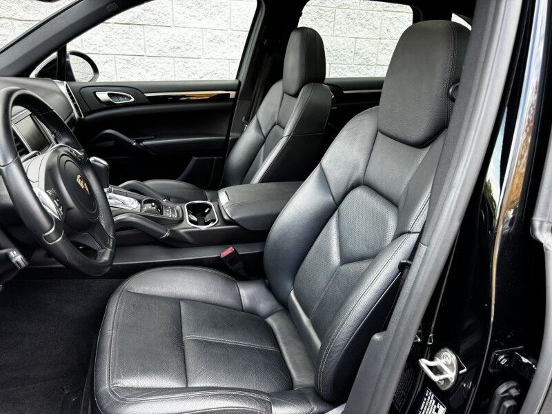 2014 Porsche Cayenne  Willow Grove PA