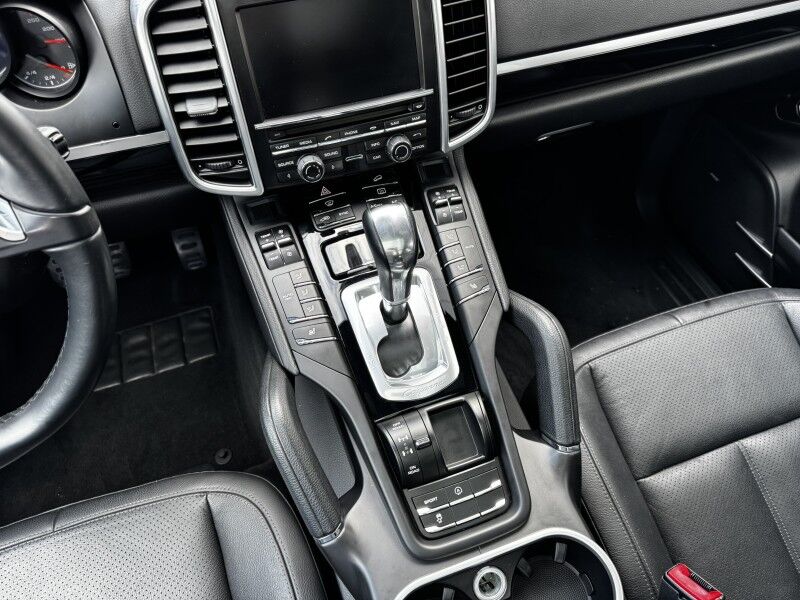 2014 Porsche Cayenne  Willow Grove PA