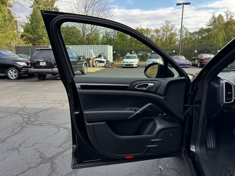 2014 Porsche Cayenne  Willow Grove PA