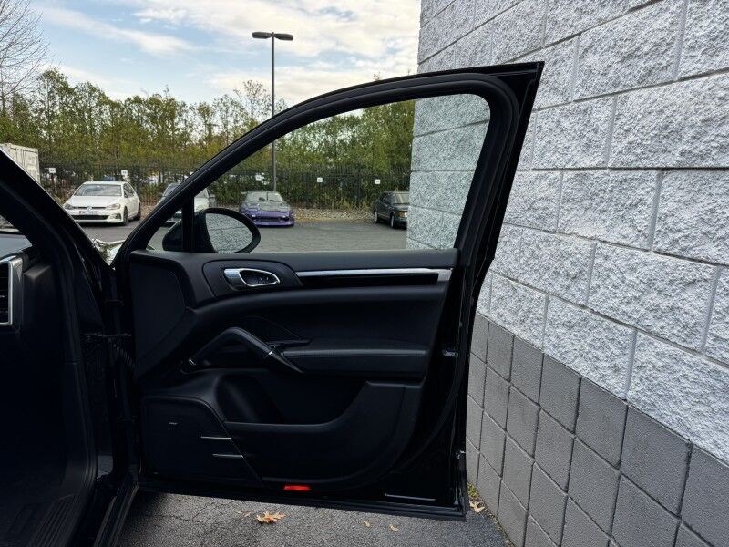 2014 Porsche Cayenne  Willow Grove PA