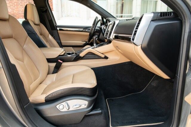 2014 Porsche Cayenne Diesel Platinum Edition 4dr SUV Chicago IL