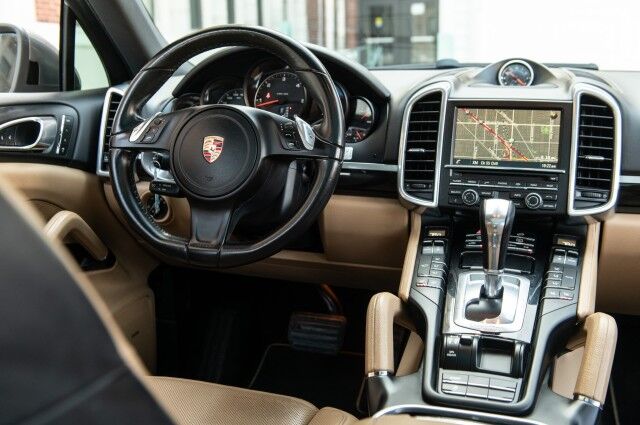 2014 Porsche Cayenne Diesel Platinum Edition 4dr SUV Chicago IL
