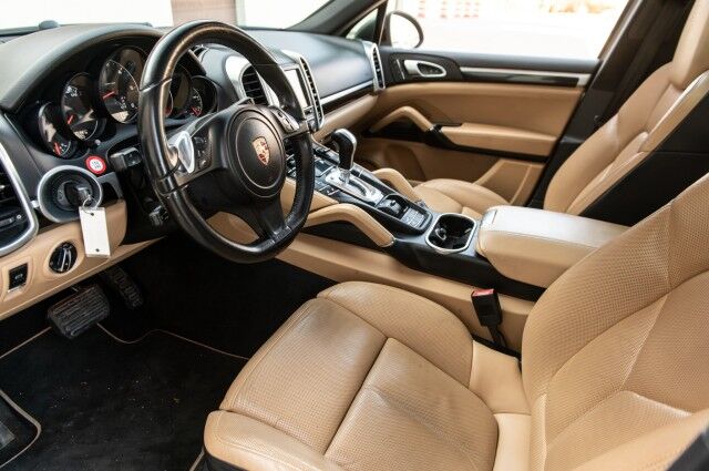 2014 Porsche Cayenne Diesel Platinum Edition 4dr SUV Chicago IL