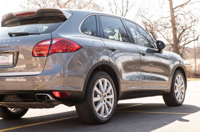 2014 Porsche Cayenne Diesel Platinum Edition 4dr SUV Chicago IL