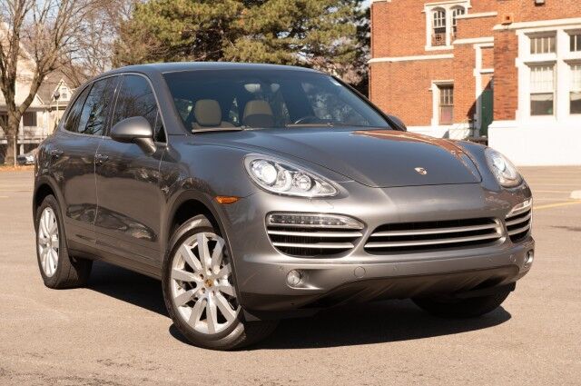 2014 Porsche Cayenne Diesel Platinum Edition 4dr SUV Chicago IL