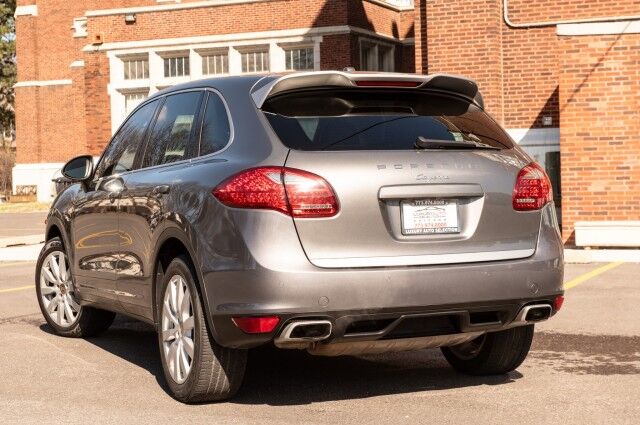 2014 Porsche Cayenne Diesel Platinum Edition 4dr SUV Chicago IL