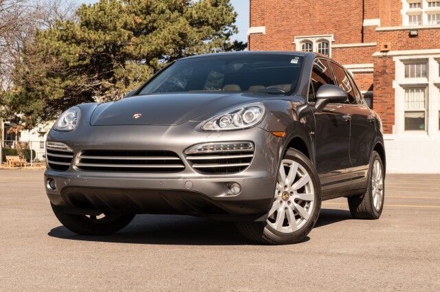 2014 Porsche Cayenne Diesel Platinum Edition 4dr SUV