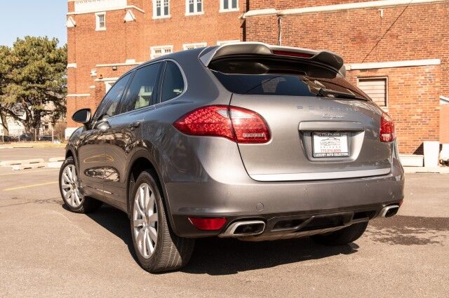 2014 Porsche Cayenne Diesel Platinum Edition 4dr SUV Chicago IL