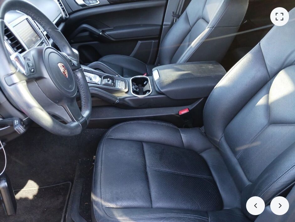 2014 Porsche Cayenne Platinum Edition OR