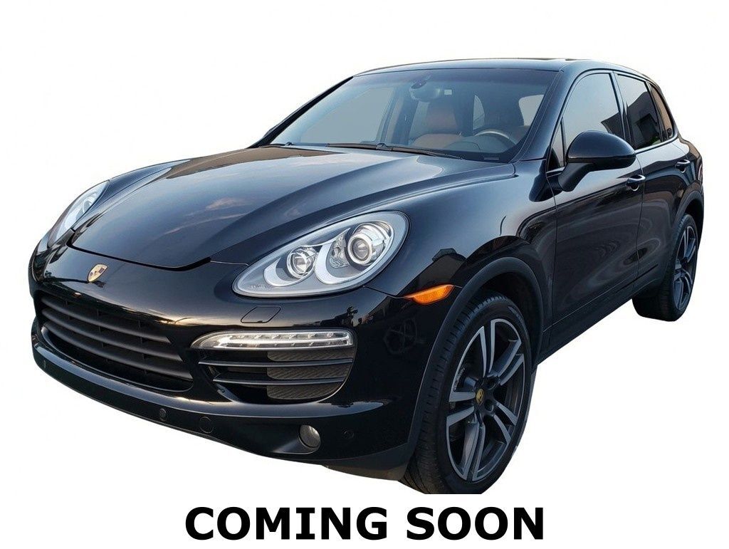 2014 Porsche Cayenne Platinum Edition
