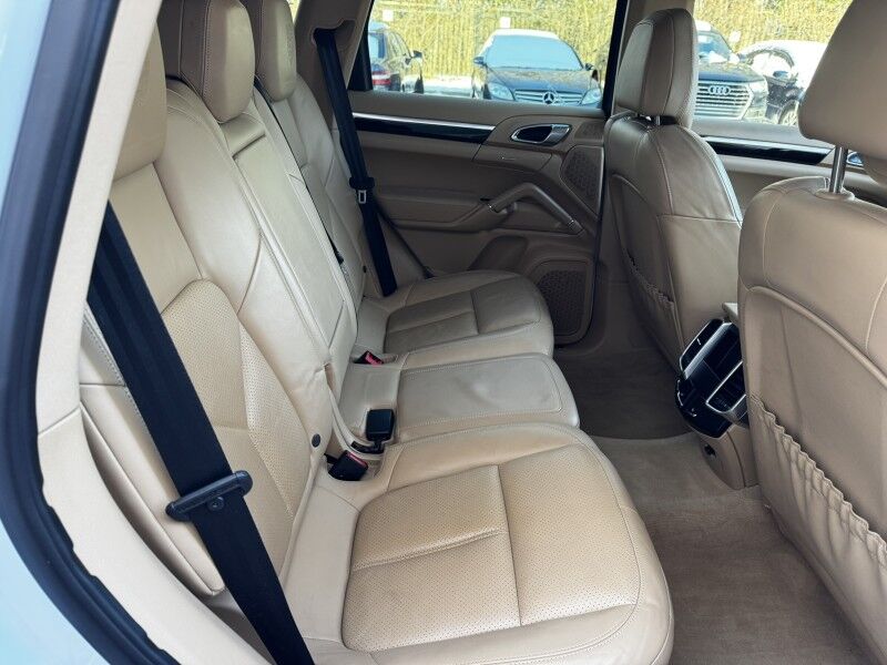 2014 Porsche Cayenne Platinum Edition Willow Grove PA