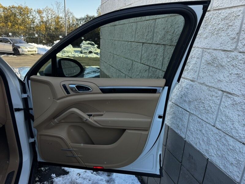 2014 Porsche Cayenne Platinum Edition Willow Grove PA