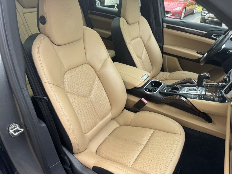 2014 Porsche Cayenne Platinum Edition Willow Grove PA
