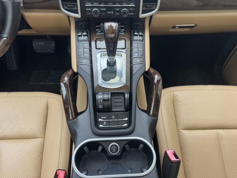 2014 Porsche Cayenne Platinum Edition Willow Grove PA