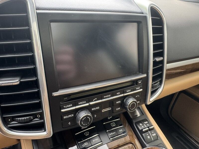 2014 Porsche Cayenne Platinum Edition Willow Grove PA
