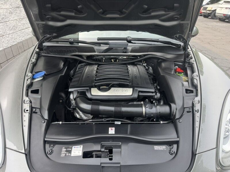 2014 Porsche Cayenne Platinum Edition Willow Grove PA