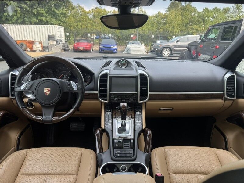 2014 Porsche Cayenne Platinum Edition Willow Grove PA