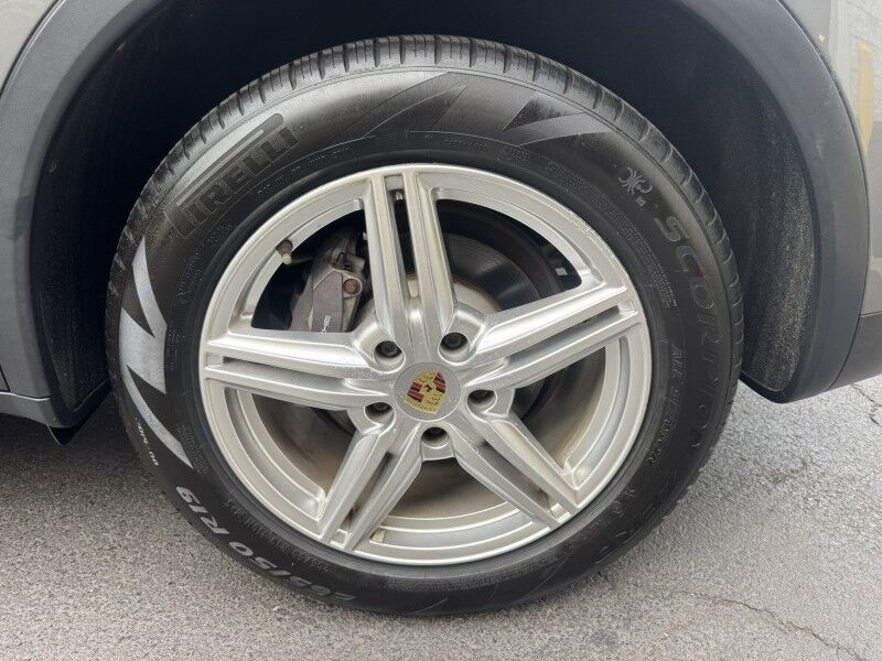 2014 Porsche Cayenne Platinum Edition Willow Grove PA