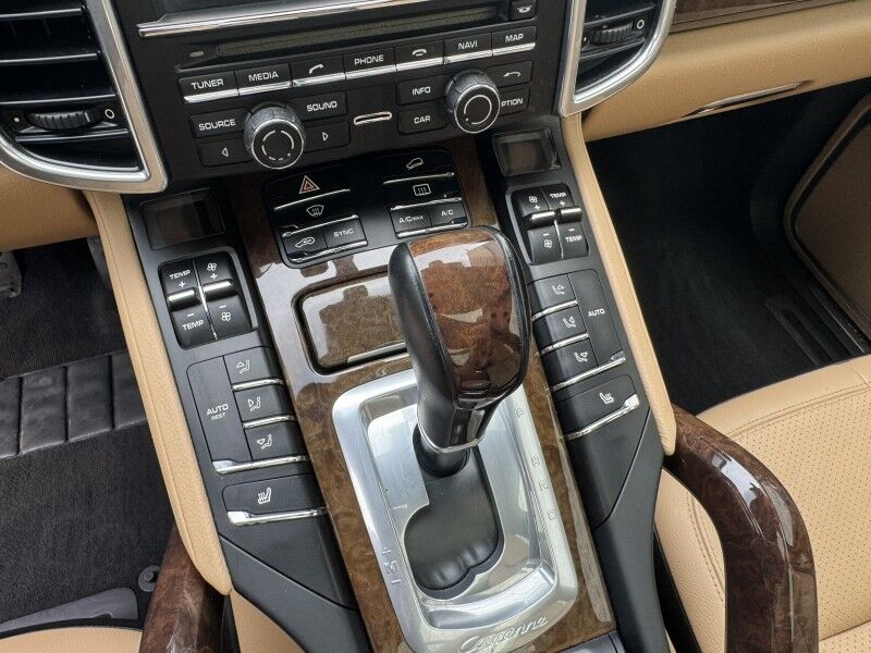 2014 Porsche Cayenne Platinum Edition Willow Grove PA