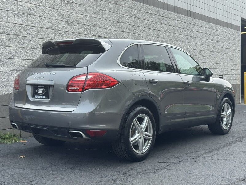 2014 Porsche Cayenne Platinum Edition