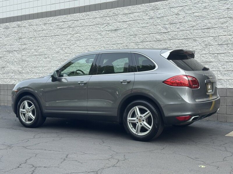 2014 Porsche Cayenne Platinum Edition
