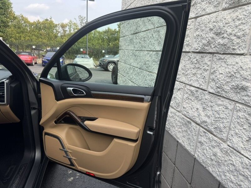 2014 Porsche Cayenne Platinum Edition Willow Grove PA