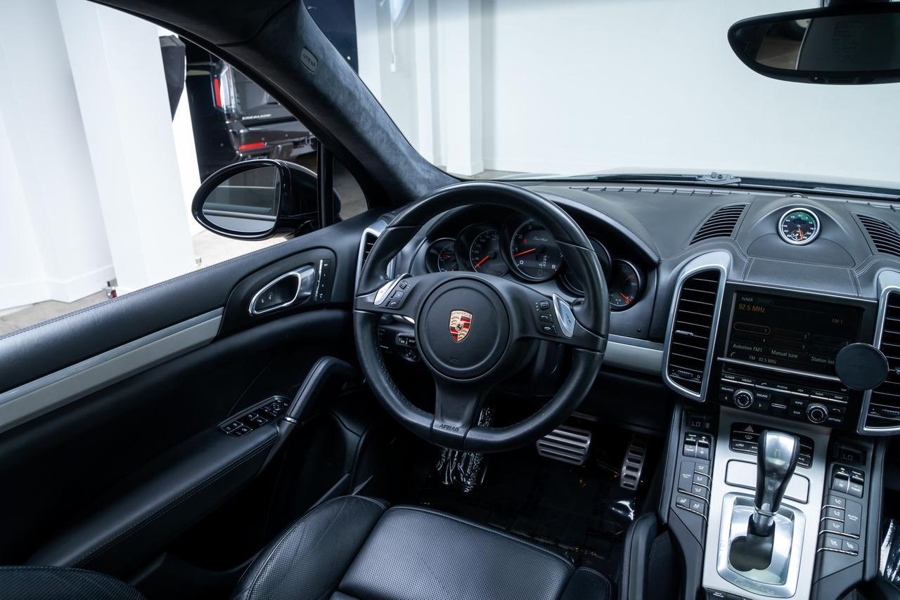 2014 Porsche Cayenne Turbo Sport Chrono Package Comfort Plus Package Portland OR