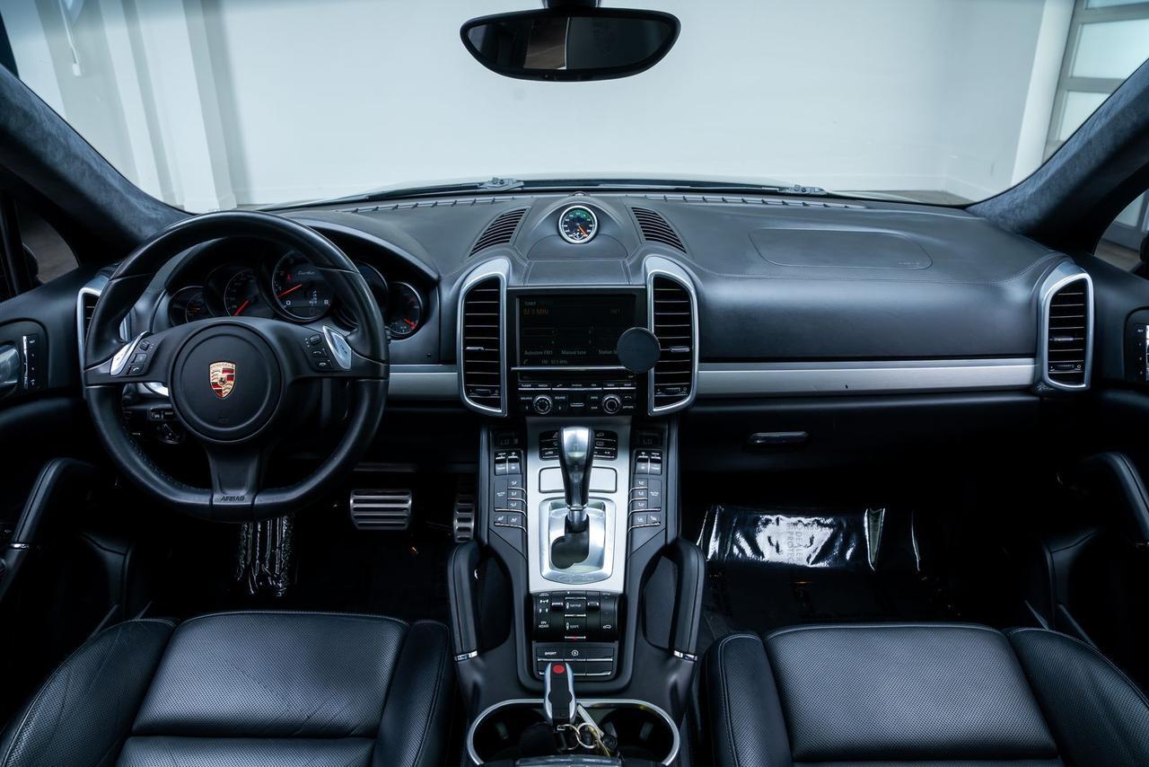 2014 Porsche Cayenne Turbo Sport Chrono Package Comfort Plus Package Portland OR
