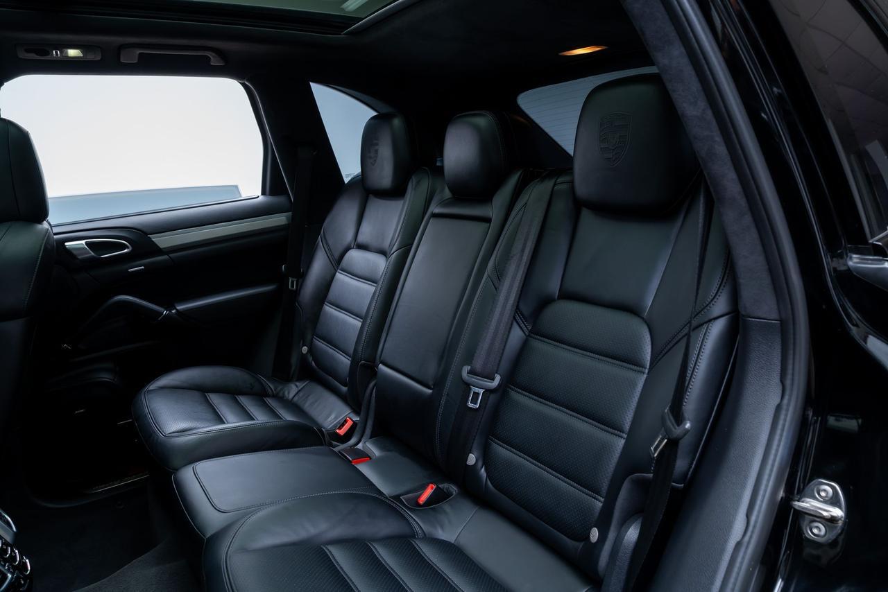 2014 Porsche Cayenne Turbo Sport Chrono Package Comfort Plus Package Portland OR