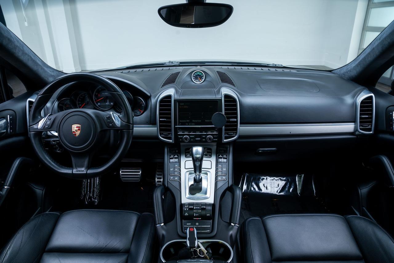 2014 Porsche Cayenne Turbo Sport Chrono Package Comfort Plus Package Portland OR